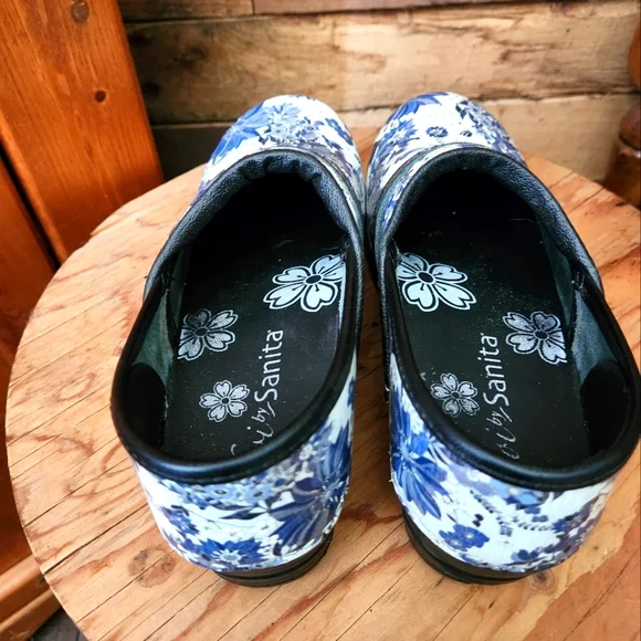 KOI SANITA BUTTERFLY MELODY WOMEN'S CLOG IN BLUE - Picture 6 of 10